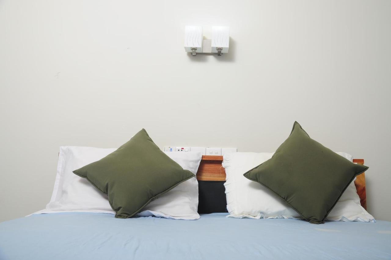Traveller'S Home Hotel Tissamaharama Rum bild